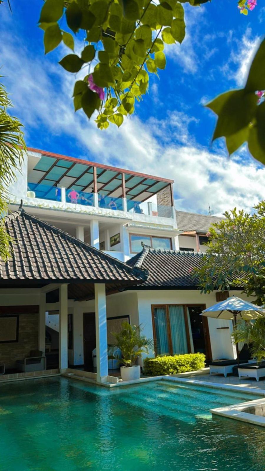 Villa Casablanca Surf Desa Keramas Exteriör bild